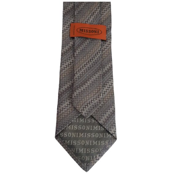 MISSONI 100% Silk Tie In Classic Zig Zag Pattern- Taupe & Grey - Picture 3 of 12